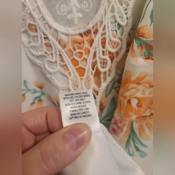 Beauty and the Beast cold shoulder dress - Picture 8 of 8